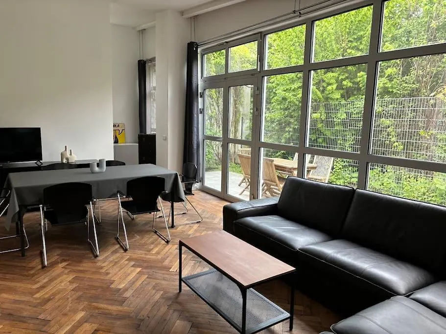 Zentrales Gartenhaus Loft In Berlin Germany